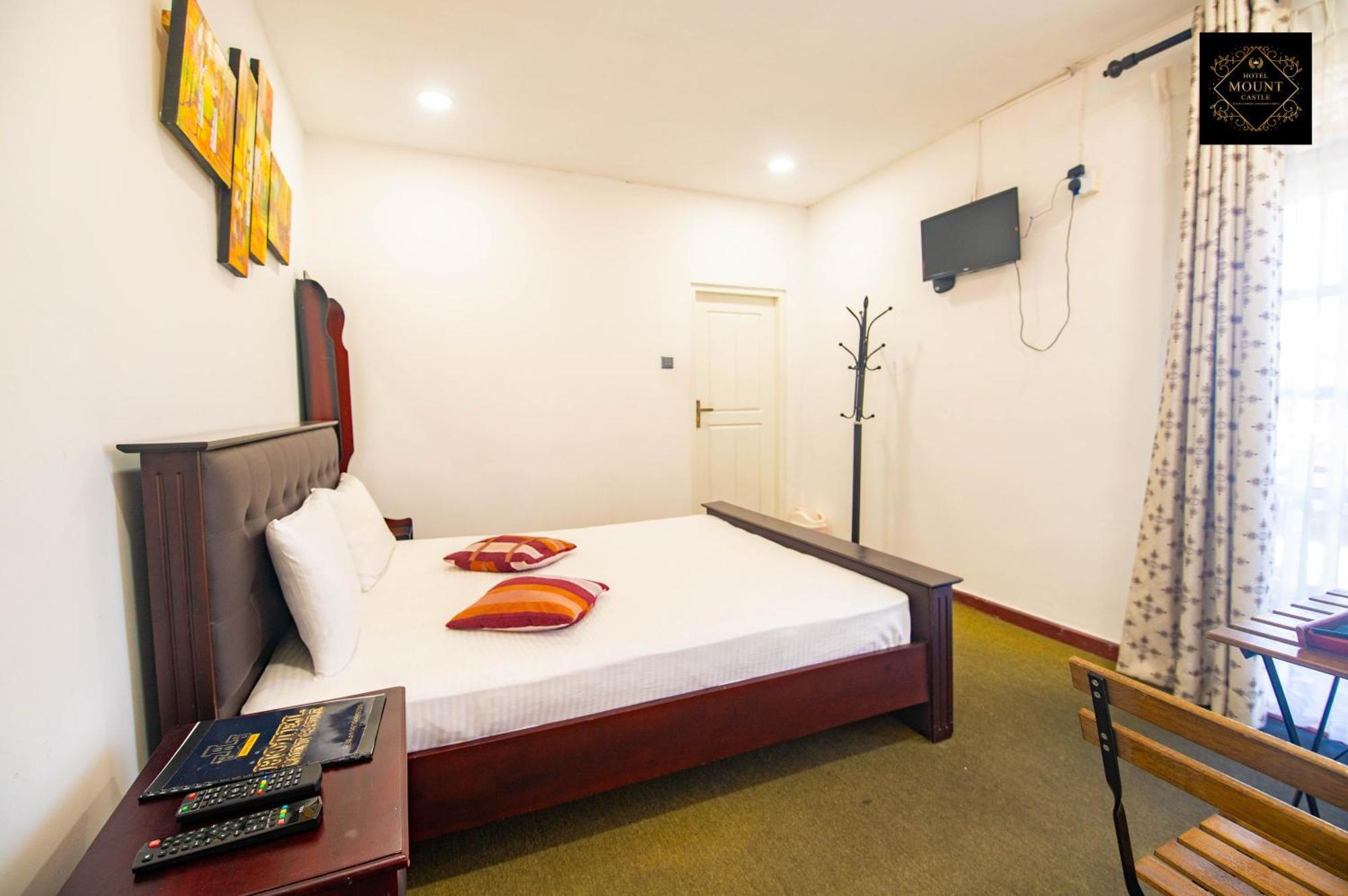Hotel Mount Castle 하톤 외부 사진